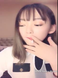 女主播椒妹求守护直播福利,透视装大秀美好身材