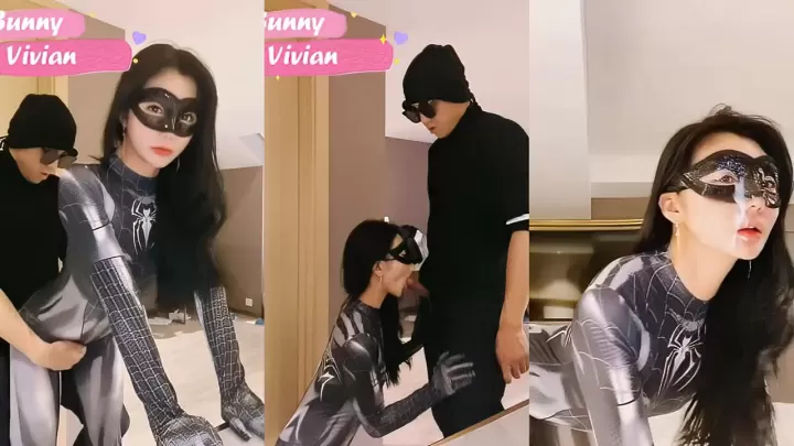 【爱丝袜的Vivian姐】定制蜘蛛侠 扛腿抽插 爆操颜射
