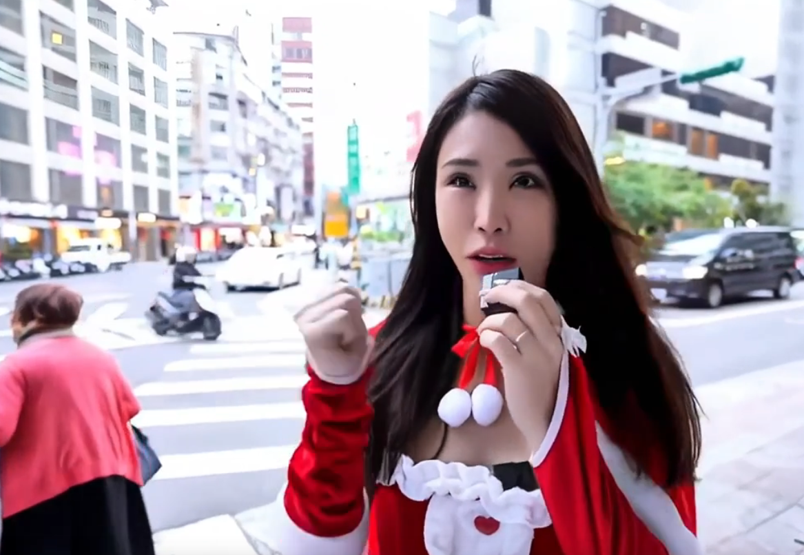 摄影师小施-随机抽人来抽插美女主持人竟随机选到大肉棒
